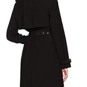 Vera Wang Trench/Rain Coat size S